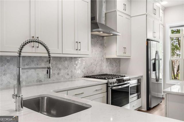 4312 Parkside Place, Atlanta, GA 30342