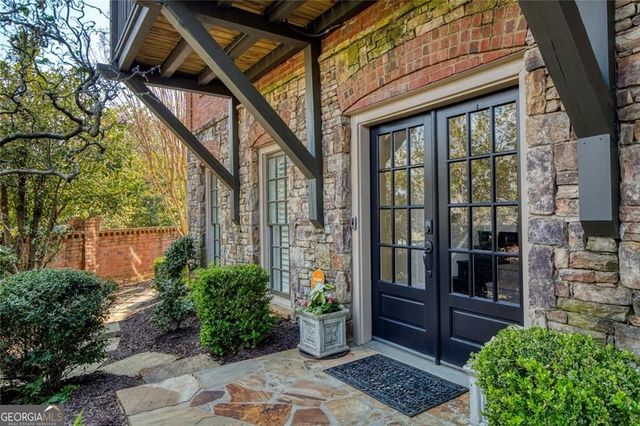 100 Founders Mill Court, Roswell, GA 30075