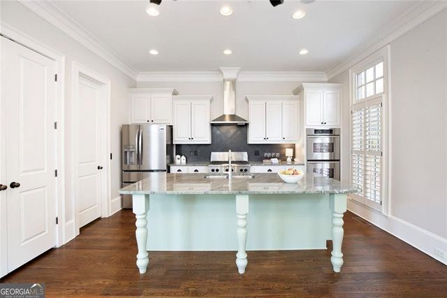 100 Founders Mill Court, Roswell, GA 30075