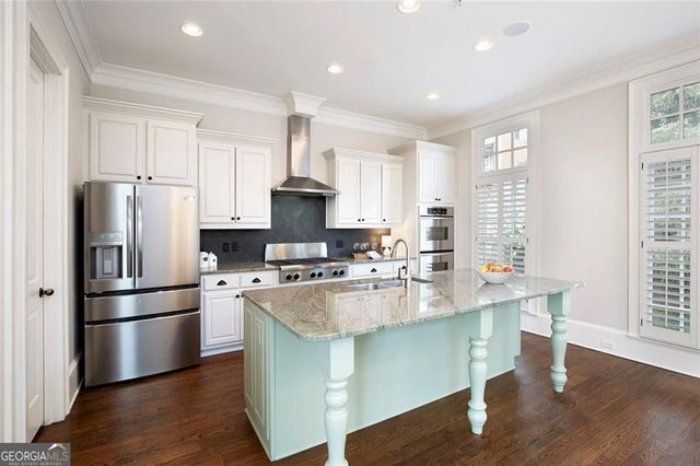 100 Founders Mill Court, Roswell, GA 30075