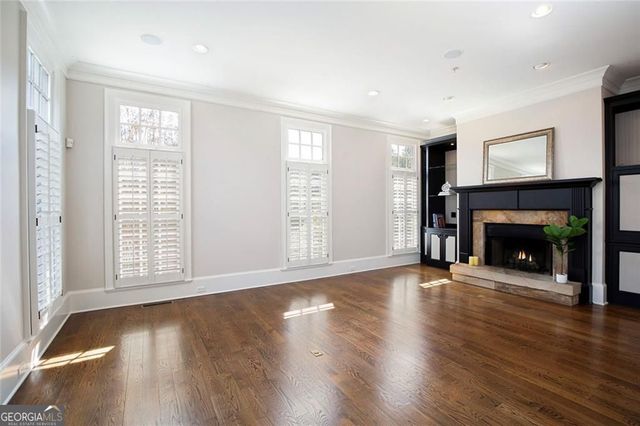 100 Founders Mill Court, Roswell, GA 30075