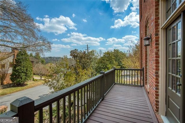 100 Founders Mill Court, Roswell, GA 30075