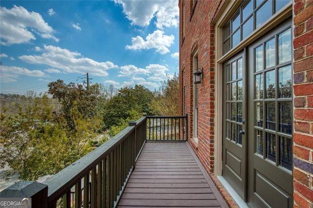 100 Founders Mill Court, Roswell, GA 30075