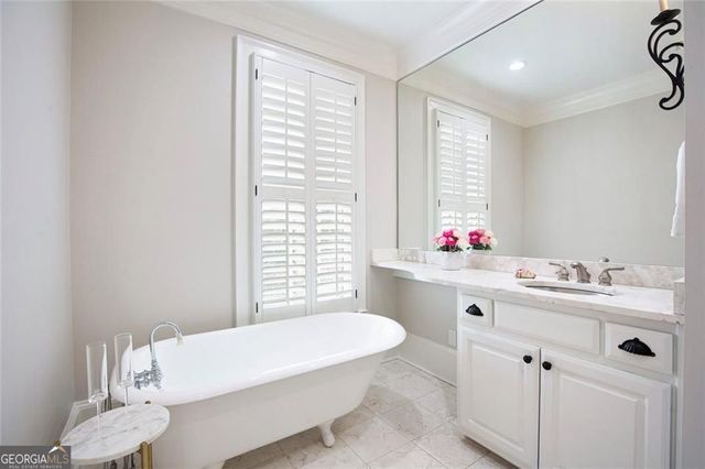 100 Founders Mill Court, Roswell, GA 30075