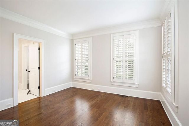 100 Founders Mill Court, Roswell, GA 30075