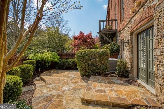 100 Founders Mill Court, Roswell, GA 30075