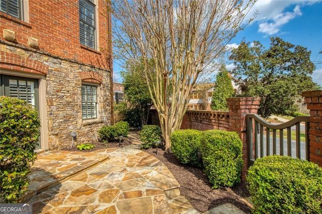 100 Founders Mill Court, Roswell, GA 30075