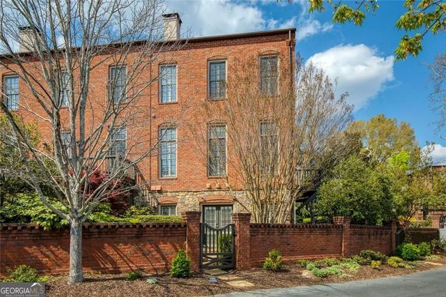 100 Founders Mill Court, Roswell, GA 30075