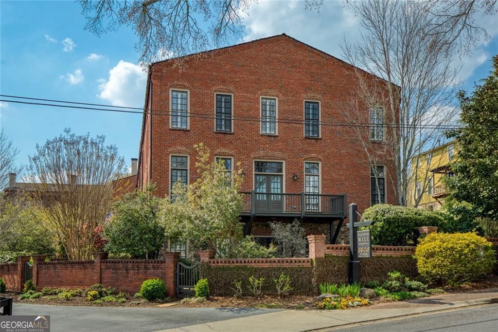 100 Founders Mill Court, Roswell, GA 30075