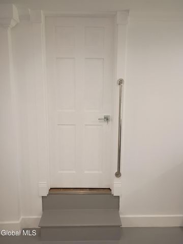 15 Maywood Drive, Glenville, NY 12302