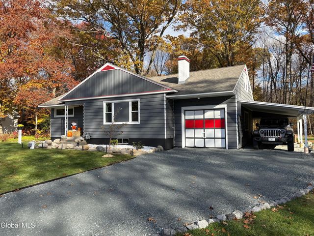 15 Maywood Drive, Glenville, NY 12302