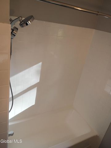 15 Maywood Drive, Glenville, NY 12302