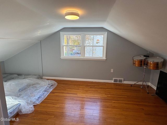 15 Maywood Drive, Glenville, NY 12302