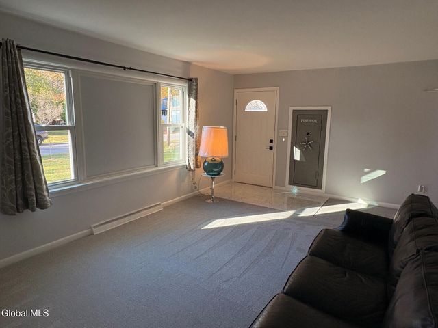 15 Maywood Drive, Glenville, NY 12302