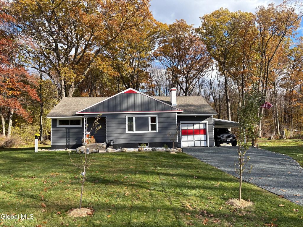 15 Maywood Drive, Glenville, NY 12302