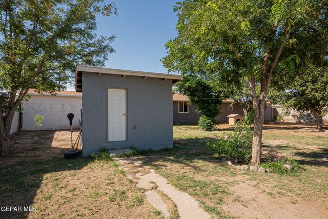 1360 ALELI Road, San Elizario, TX 79849