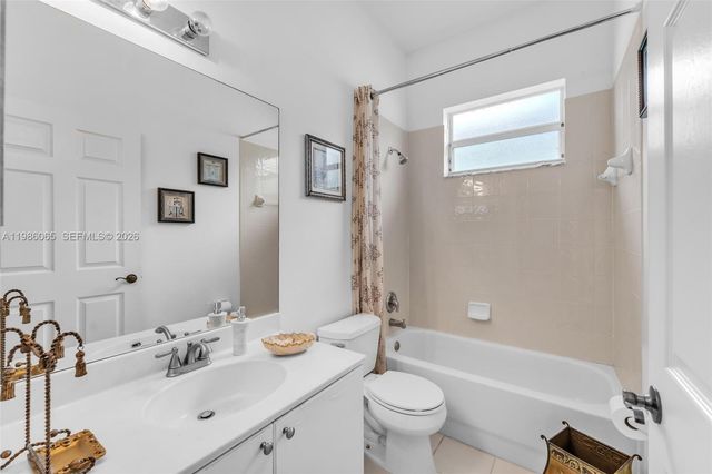 2819 Augusta Ln, Homestead, FL 33035