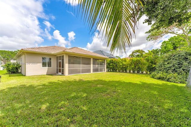 2819 Augusta Ln, Homestead, FL 33035