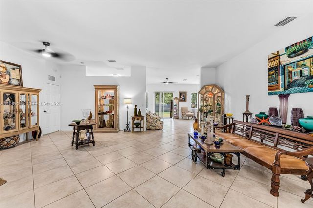 2819 Augusta Ln, Homestead, FL 33035