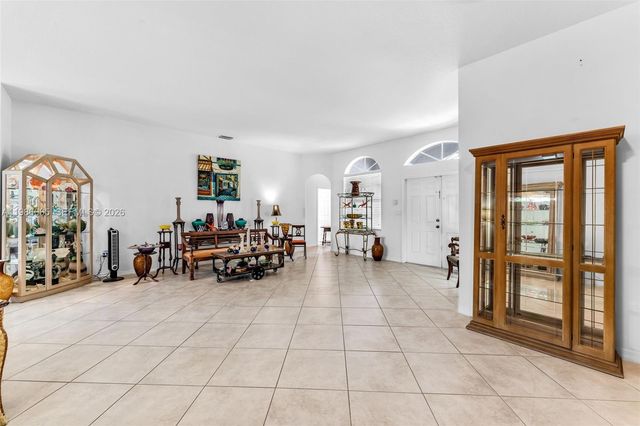 2819 Augusta Ln, Homestead, FL 33035