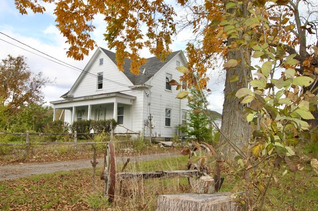 462 Brook St, Dighton, MA 02715