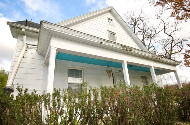 462 Brook St, Dighton, MA 02715