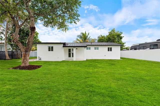 20120 SW 117th Court, Miami, FL 33177