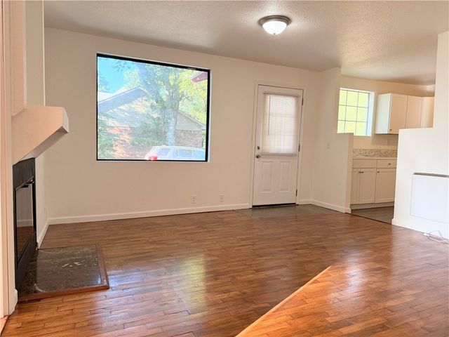 215 Montgomery Street, Clarksville, AR 72830