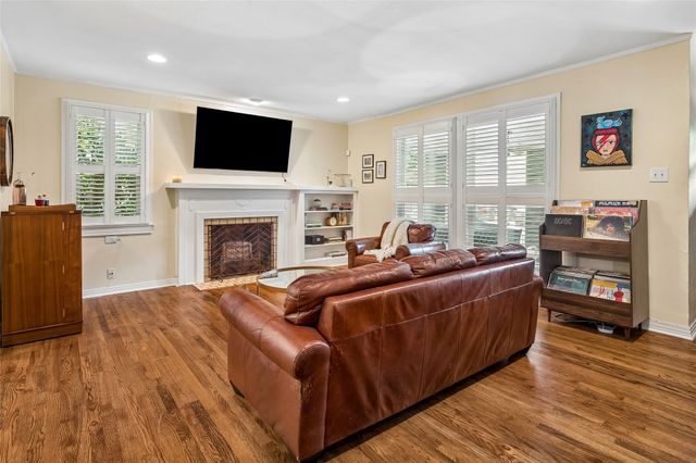 311 Paulus Avenue, Dallas, TX 75214