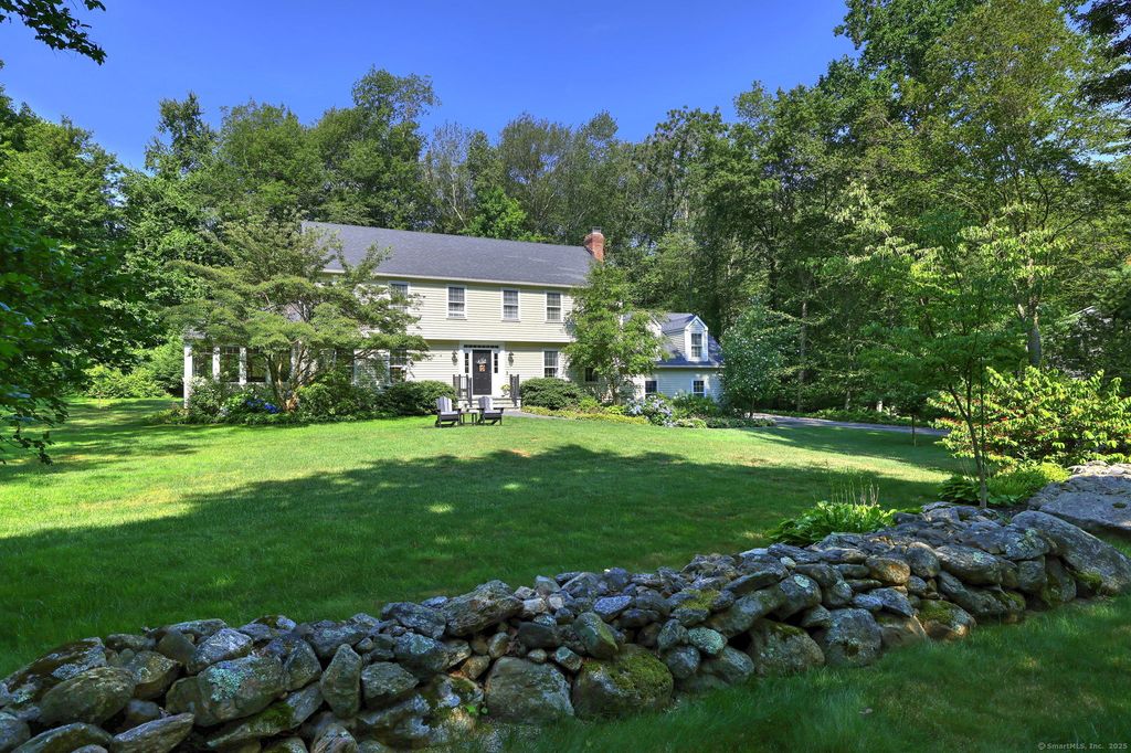 121 Knorr Road, Monroe, CT 06468