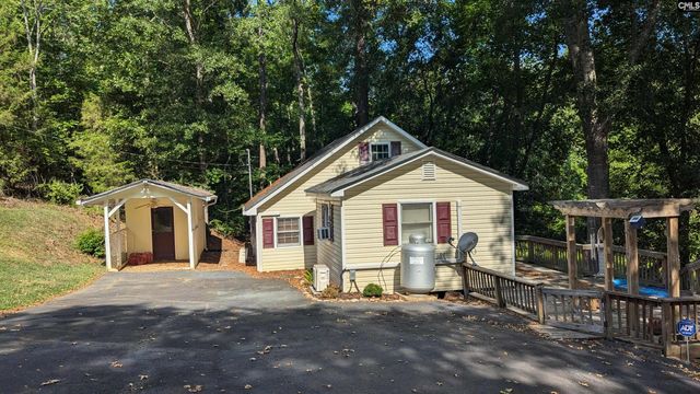 705 Deer Run Road, Ridgeway, SC 29130