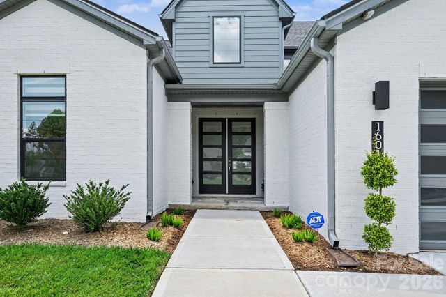 16019 Watts Creek Road, Huntersville, NC 28078