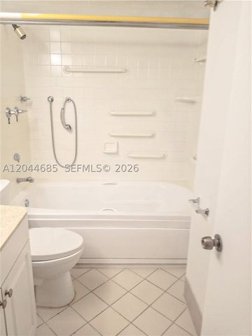2621 Village Blvd 102, West Palm Beach, FL 33409