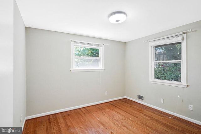 7500 LONG PINE DR, Springfield, VA 22151