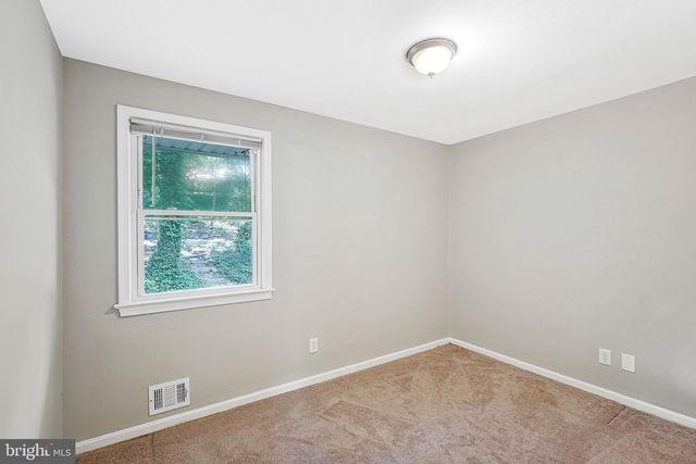 7500 LONG PINE DR, Springfield, VA 22151