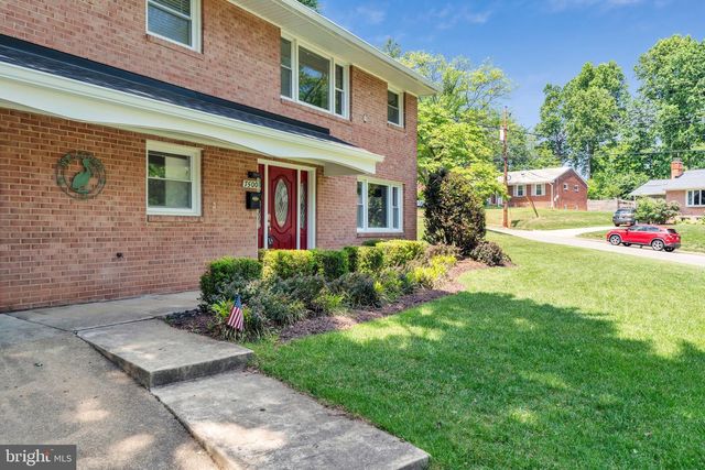 7500 LONG PINE DR, Springfield, VA 22151