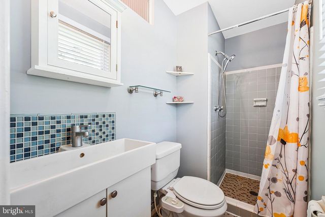 7500 LONG PINE DR, Springfield, VA 22151