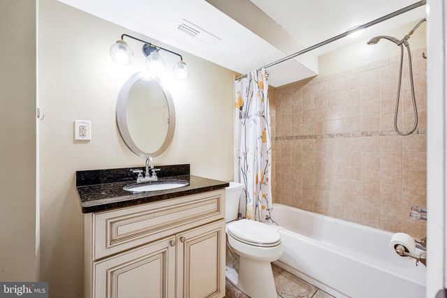 7500 LONG PINE DR, Springfield, VA 22151