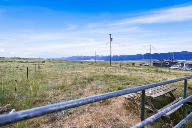 38 William Ave, Westcliffe, CO 81252