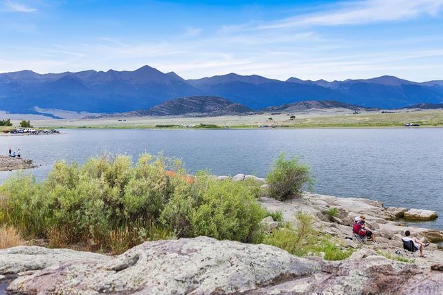 38 William Ave, Westcliffe, CO 81252