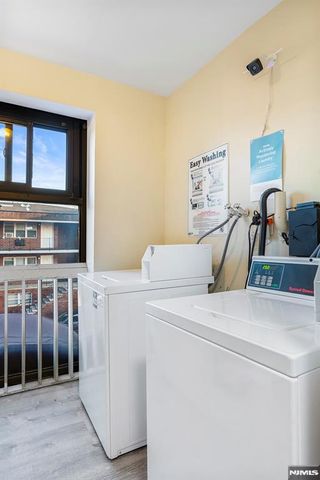 201 12th Street 20, Palisades Park, NJ 07650