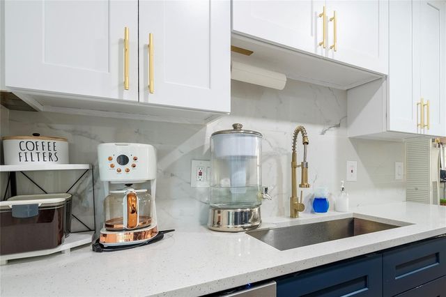 2452 ENTERPRISE ROAD 15, Clearwater, FL 33763