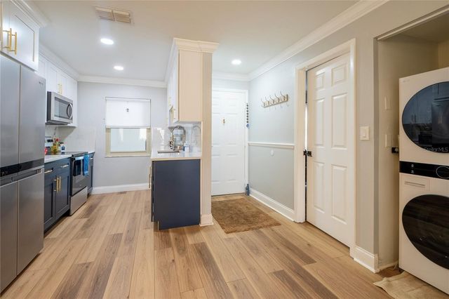 2452 ENTERPRISE ROAD 15, Clearwater, FL 33763