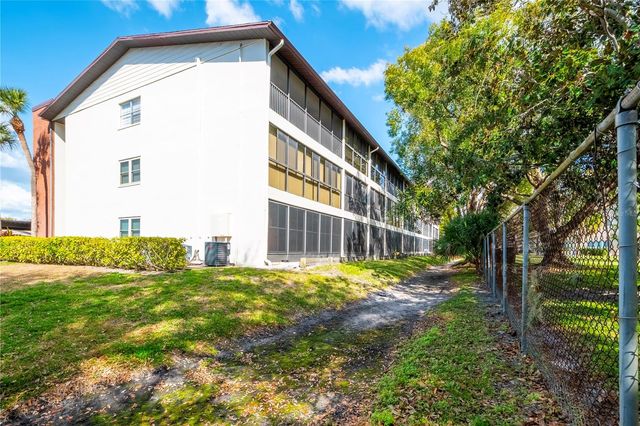 2452 ENTERPRISE ROAD 15, Clearwater, FL 33763