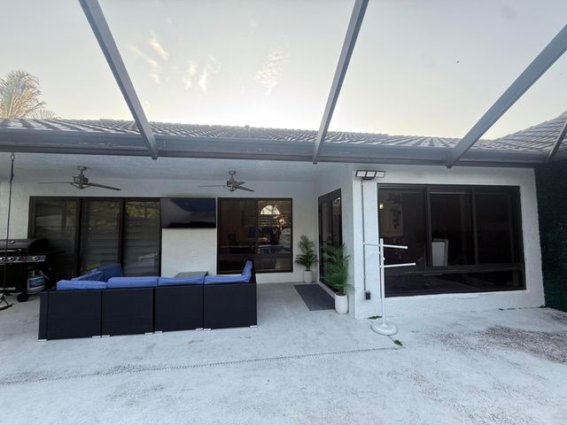7670 Live Oak Drive, Coral Springs, FL 33065