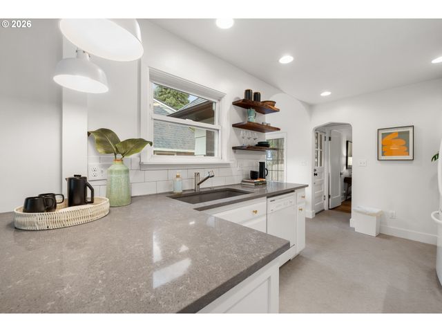 6026 N MISSISSIPPI Ave, Portland, OR 97217