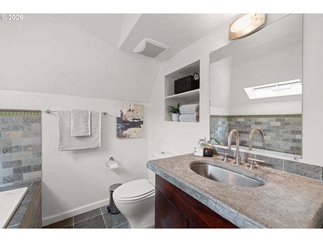 6026 N MISSISSIPPI Ave, Portland, OR 97217