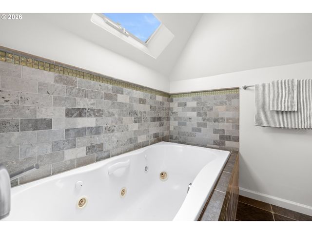 6026 N MISSISSIPPI Ave, Portland, OR 97217