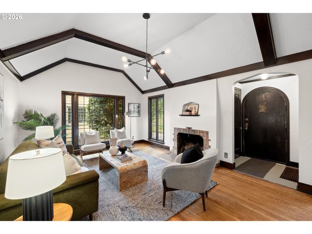 6026 N MISSISSIPPI Ave, Portland, OR 97217