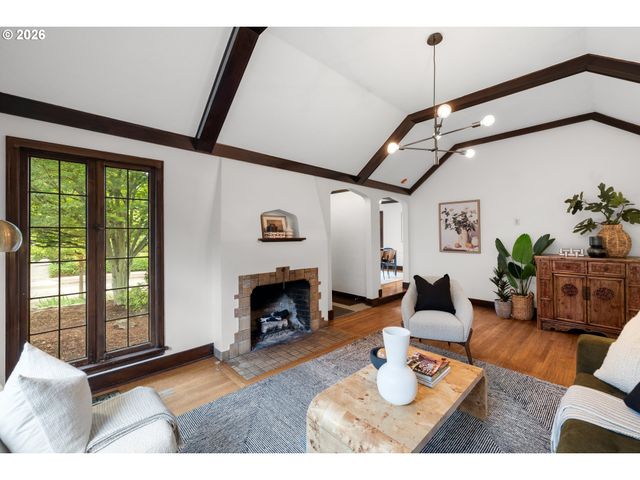 6026 N MISSISSIPPI Ave, Portland, OR 97217